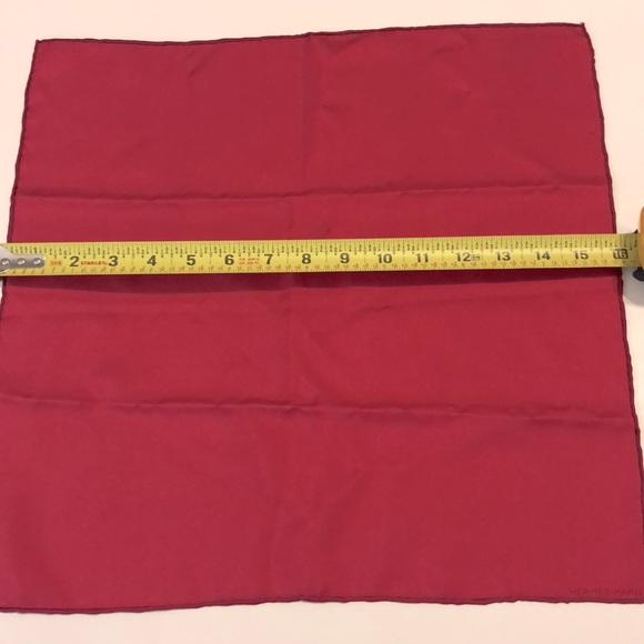 Hermes Pocket Square- magenta - Picture 3 of 9